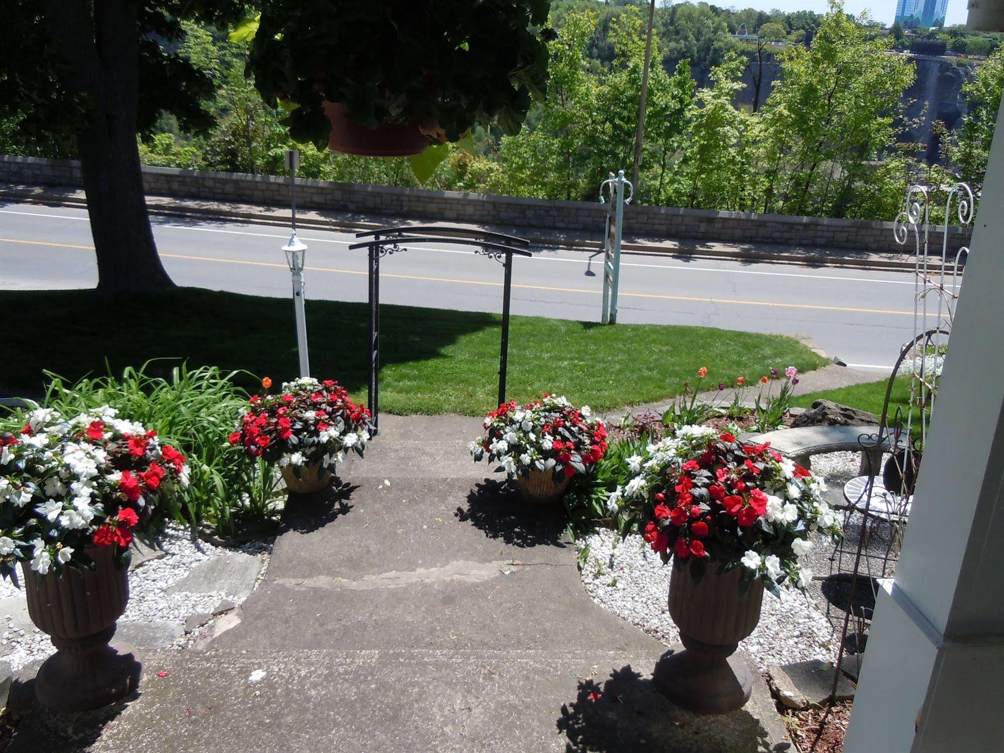 Glen Mhor Bed And Breakfast Niagara Falls Eksteriør bilde